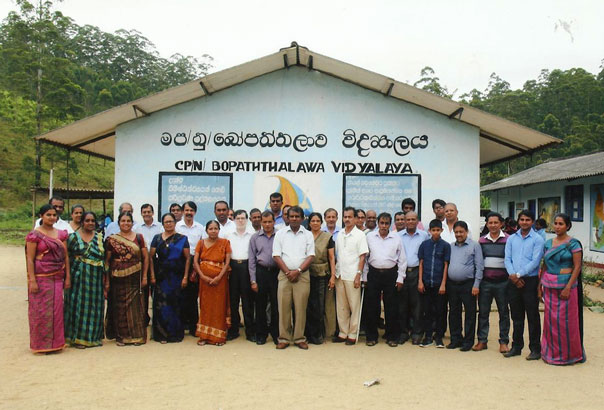 35. බෝපත්තලාව විදුහල සඳහා නිළ ඇදුම් ප්‍රධානය