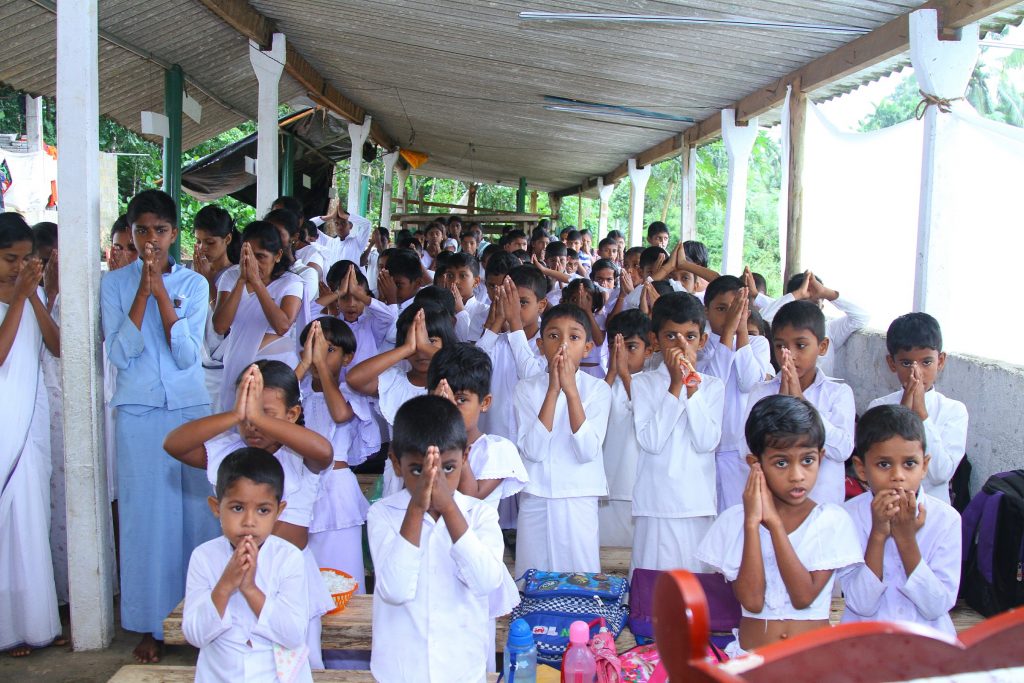 52. ඈගල්ඔය පාරමිතා විහාරස්ථානය | 2017-09-17
