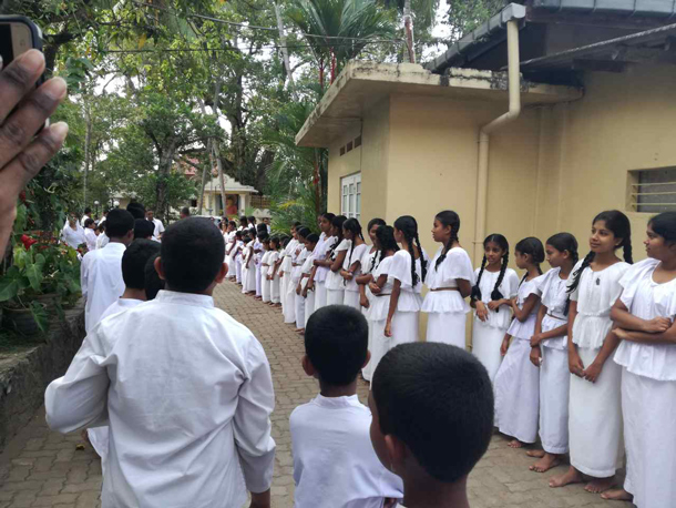69. දිවුලපිටිය ශ්‍රී පුරාණ විහරස්ථාන දහම් පාසල | 2017-10-22