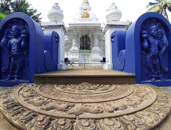 100. ශ්‍රී ගම්පහ ඇත්ගාල බෝධිරාජාරාමය විහාරය | 2019-08-11
